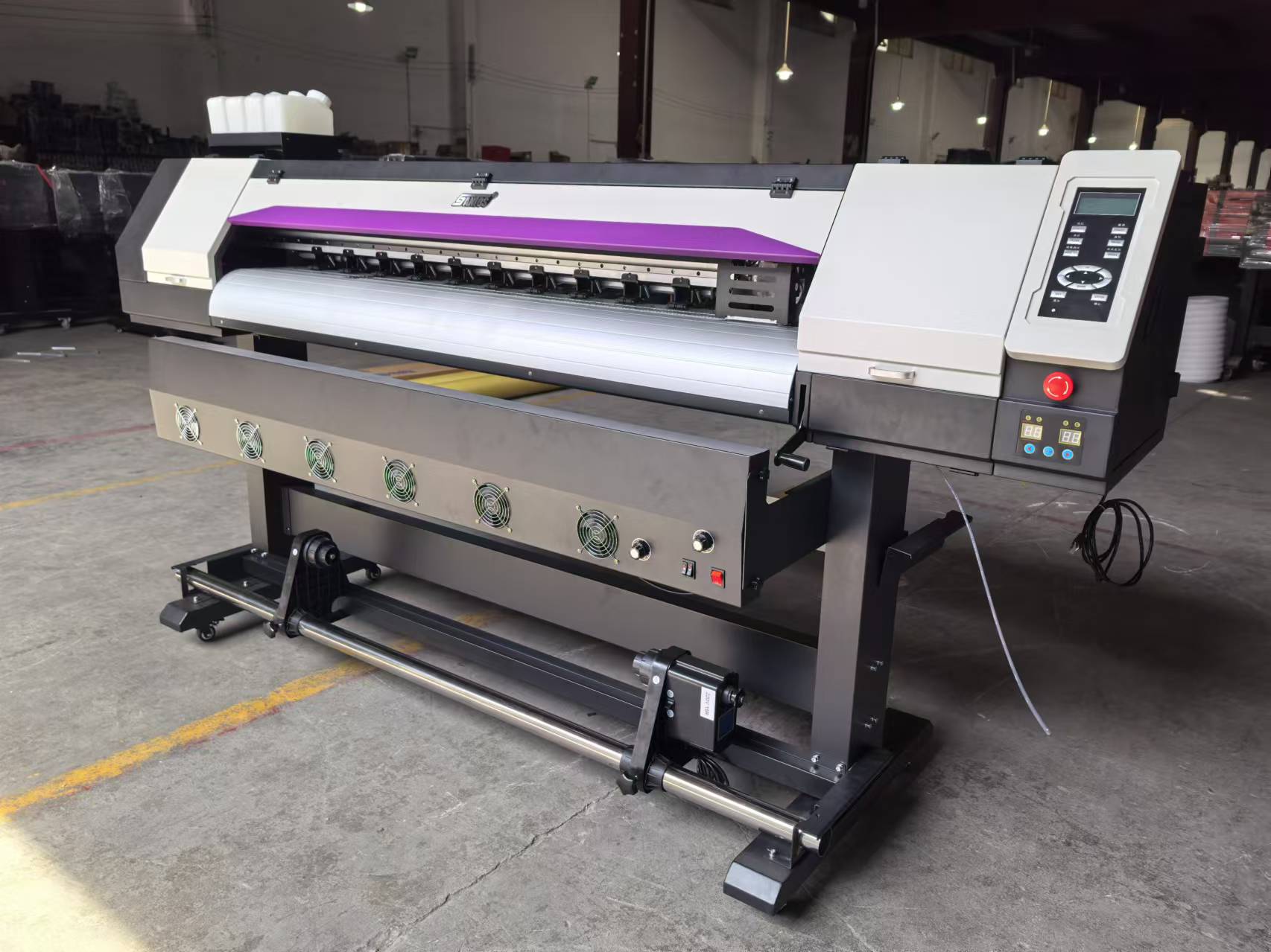 Commercial Shirt Printing - Einfache Bedienung 1,6m Großformat-Druckmaschine Hochwertiger Sublimationsdrucker